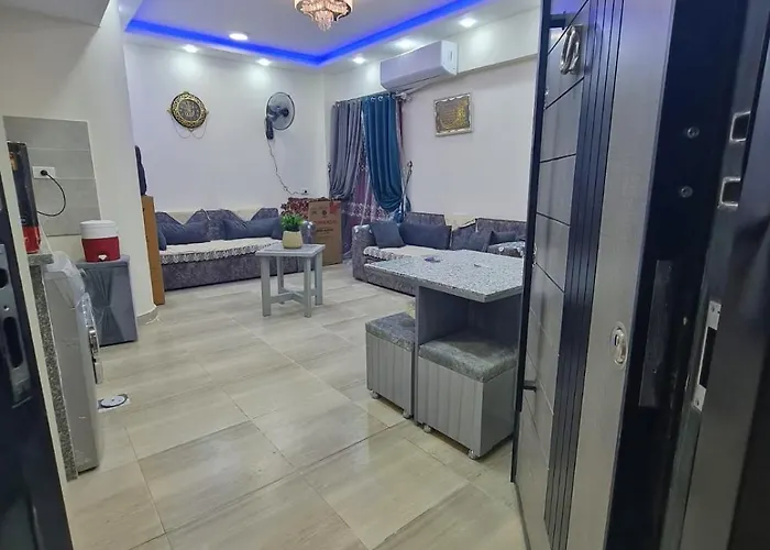 10 Minutes From Airport Modern With Acces & Wifi