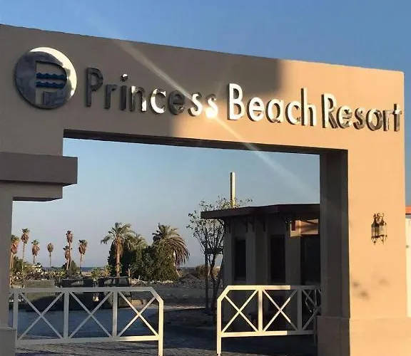 10 Minutes From Airport Modern With Acces & Wifi *