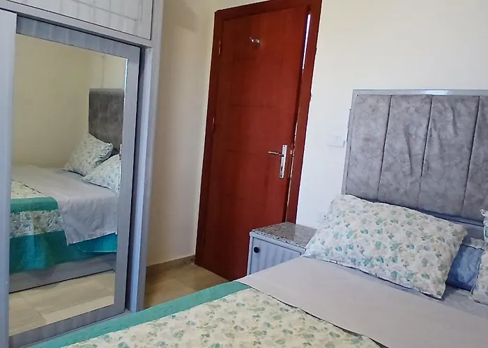 Apartamento 10 Minutes From Airport Modern With Acces & Wifi *